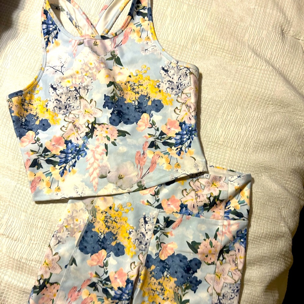Jessica Simpson Active medium floral set